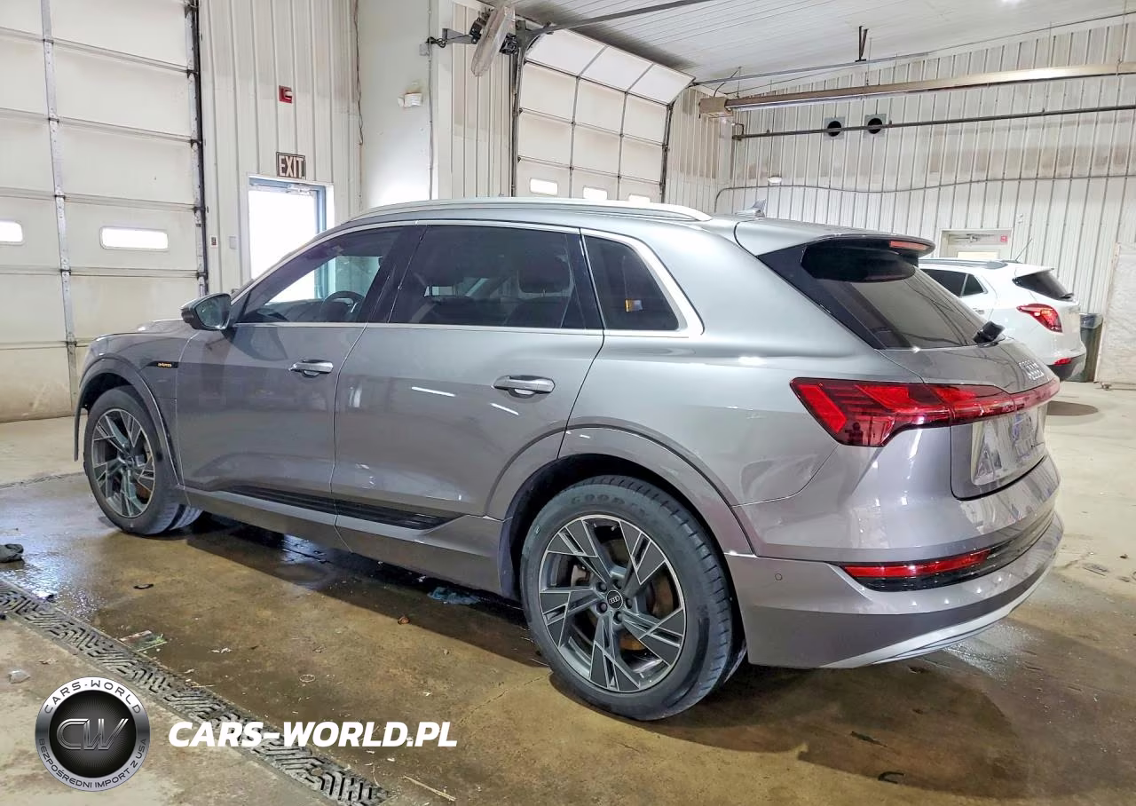 2021 Audi E-Tron Prestige VIN:WA1VAAGE3MB018135 - 2
