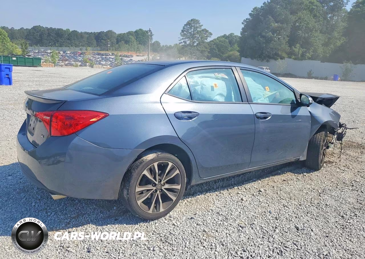 2017 Toyota Corolla Se VIN:2T1BURHE5HC798479 - 3