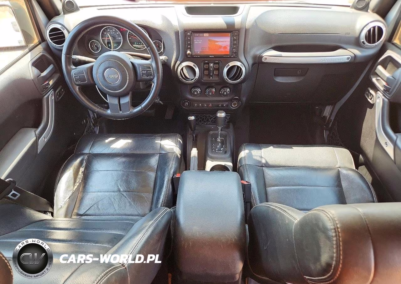 2012 Jeep Wrangler Unlimited Sahara VIN:1C4BJWEG2CL216546 - 8