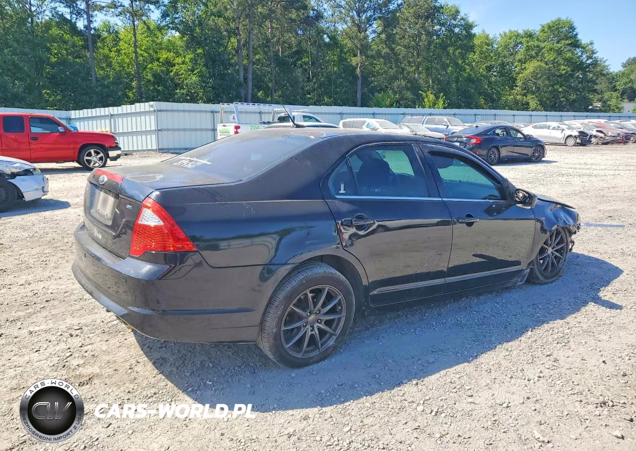 2012 Ford Fusion Se VIN:3FAHP0HA8CR160133 - 3