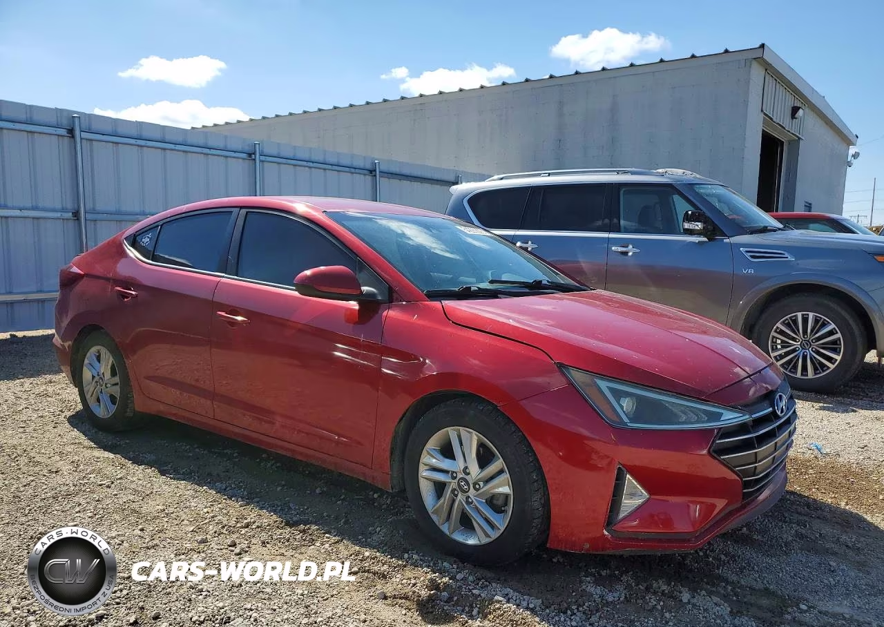 2020 Hyundai Elantra Sel VIN:5NPD84LF7LH576242 - 4