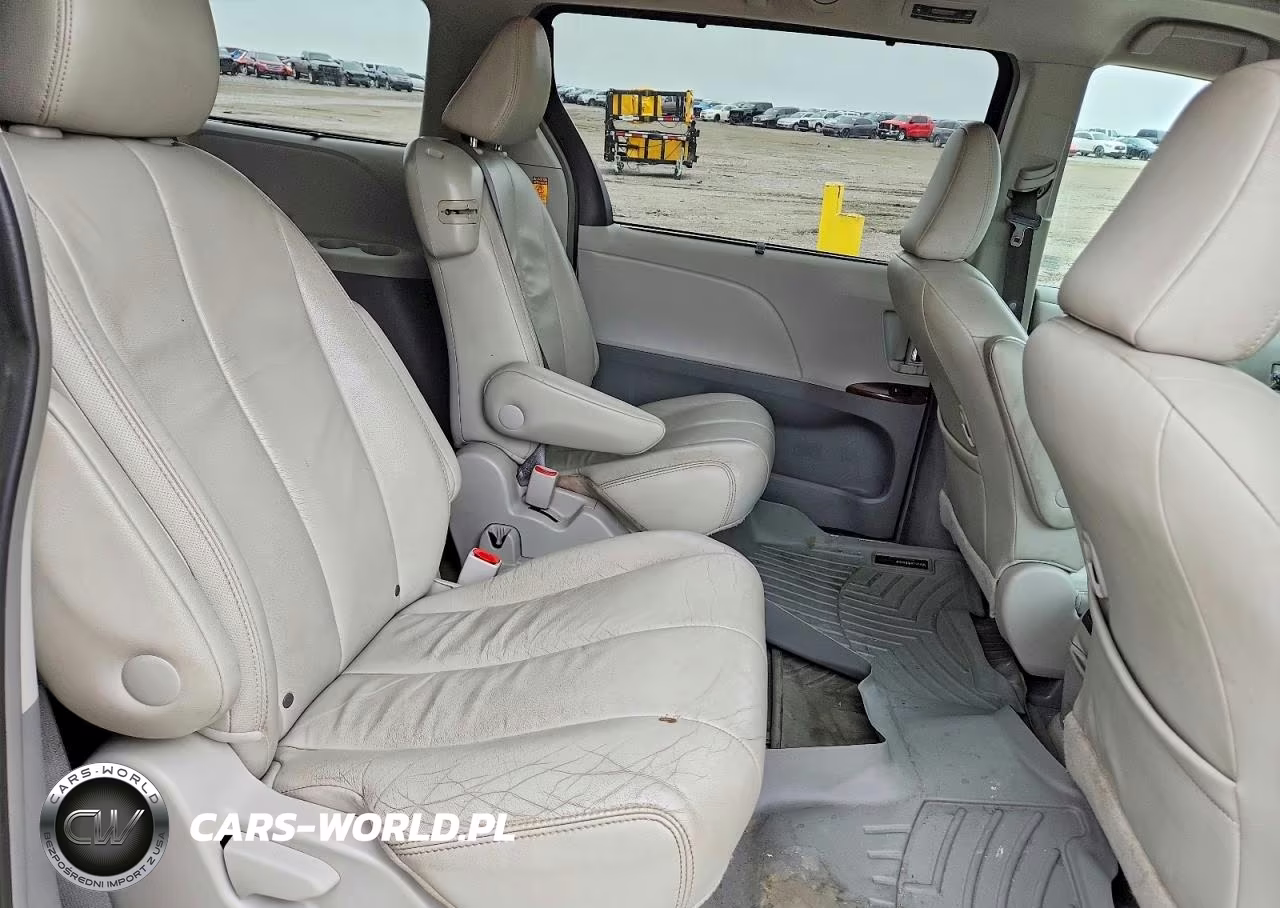 2013 Toyota Sienna Xle 8-Passenger VIN:5TDYK3DC2DS400258 - 11