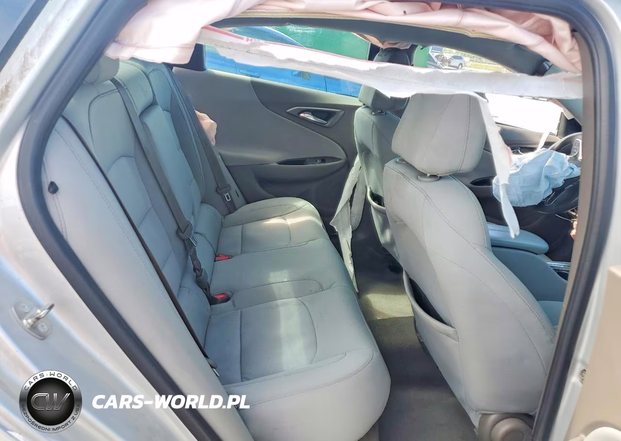 2017 Chevrolet Malibu Lt VIN:1G1ZE5ST1HF120193 - 10