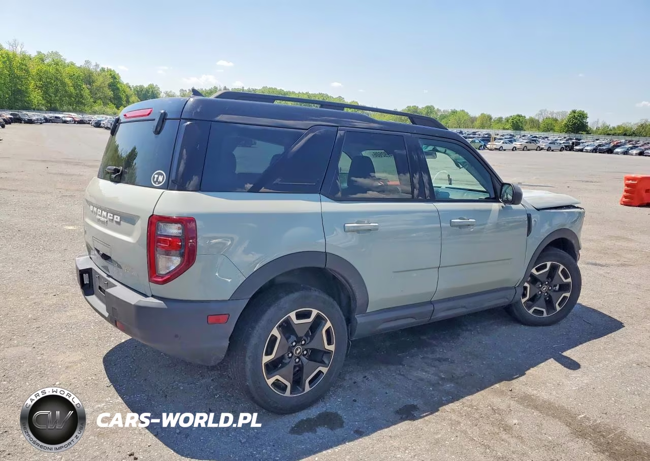 2021 Ford Bronco Sport Outer Banks VIN:3FMCR9C61MRA01053 - 3