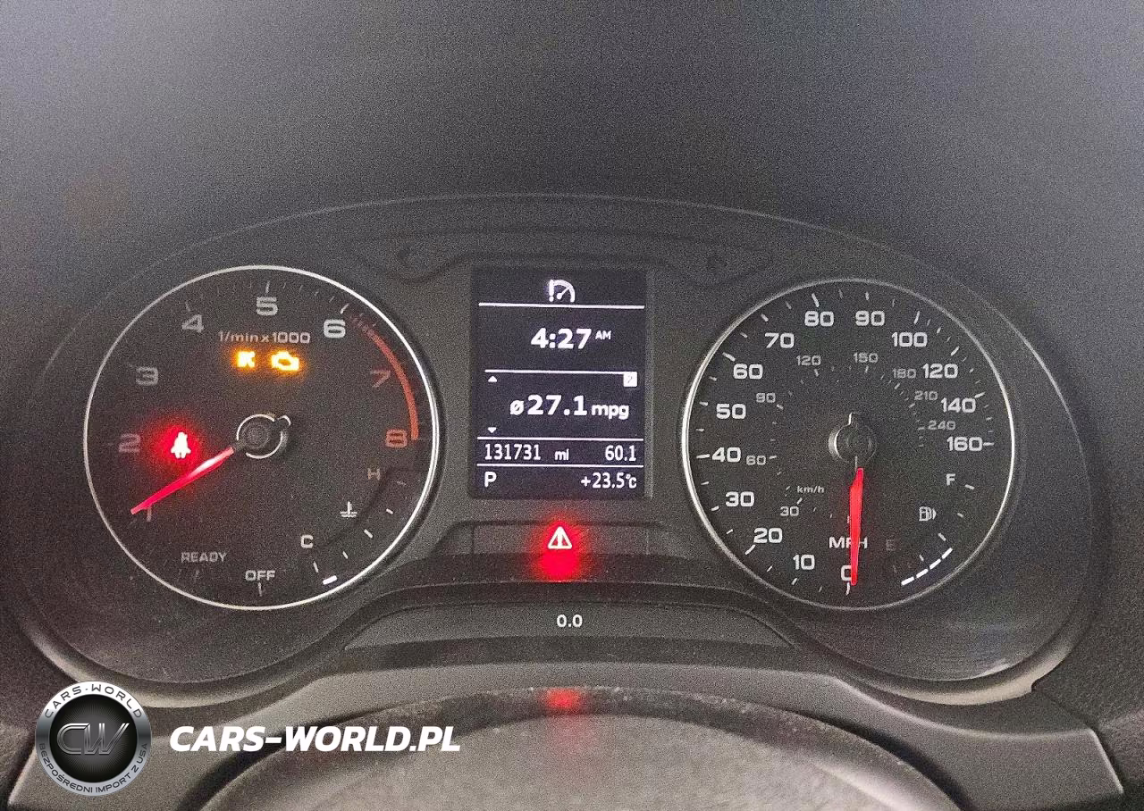 2018 Audi A3 Premium VIN:WAUAUGFF7J1042400 - 9