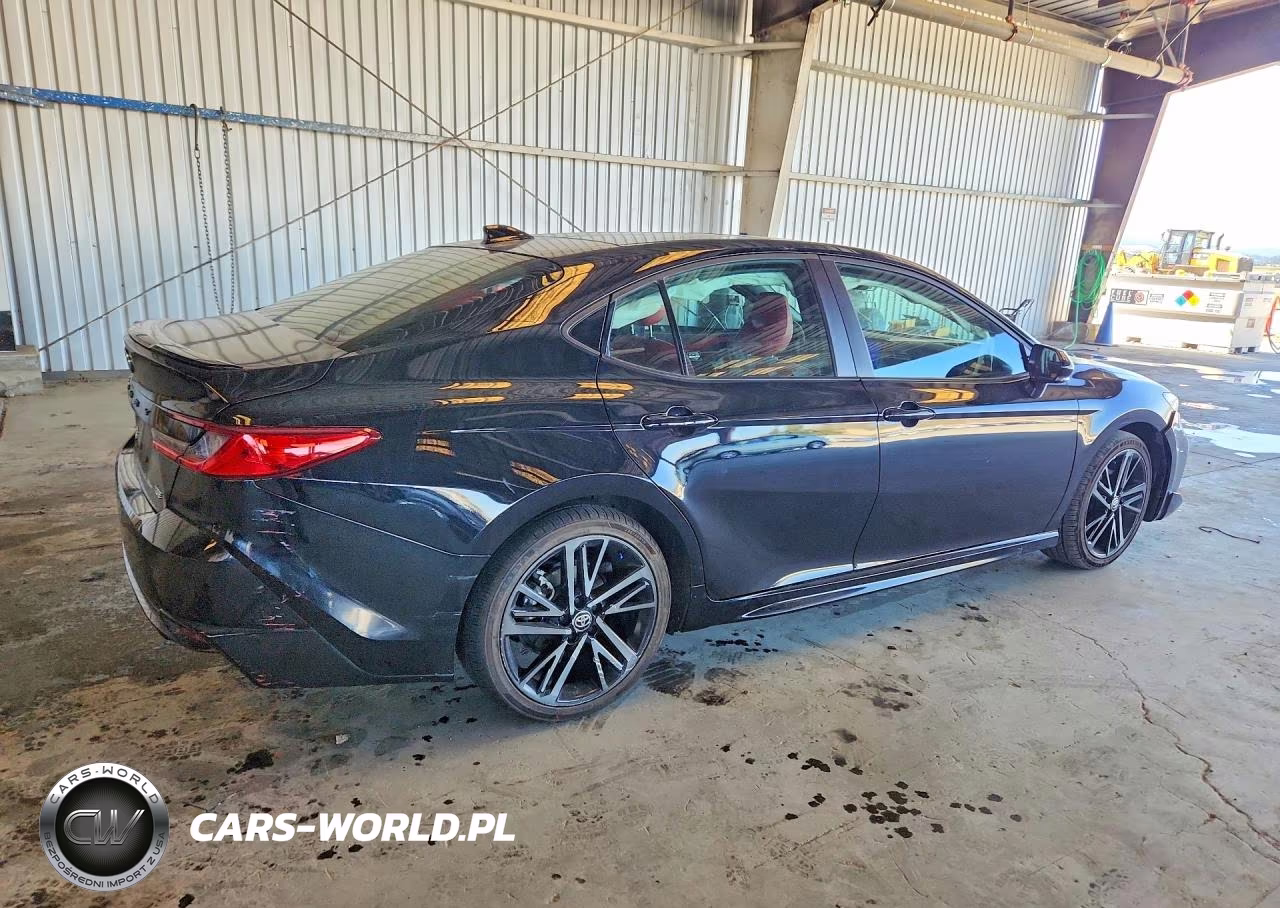 2025 Toyota Camry Xse VIN:4T1DBADK7SU000940 - 3