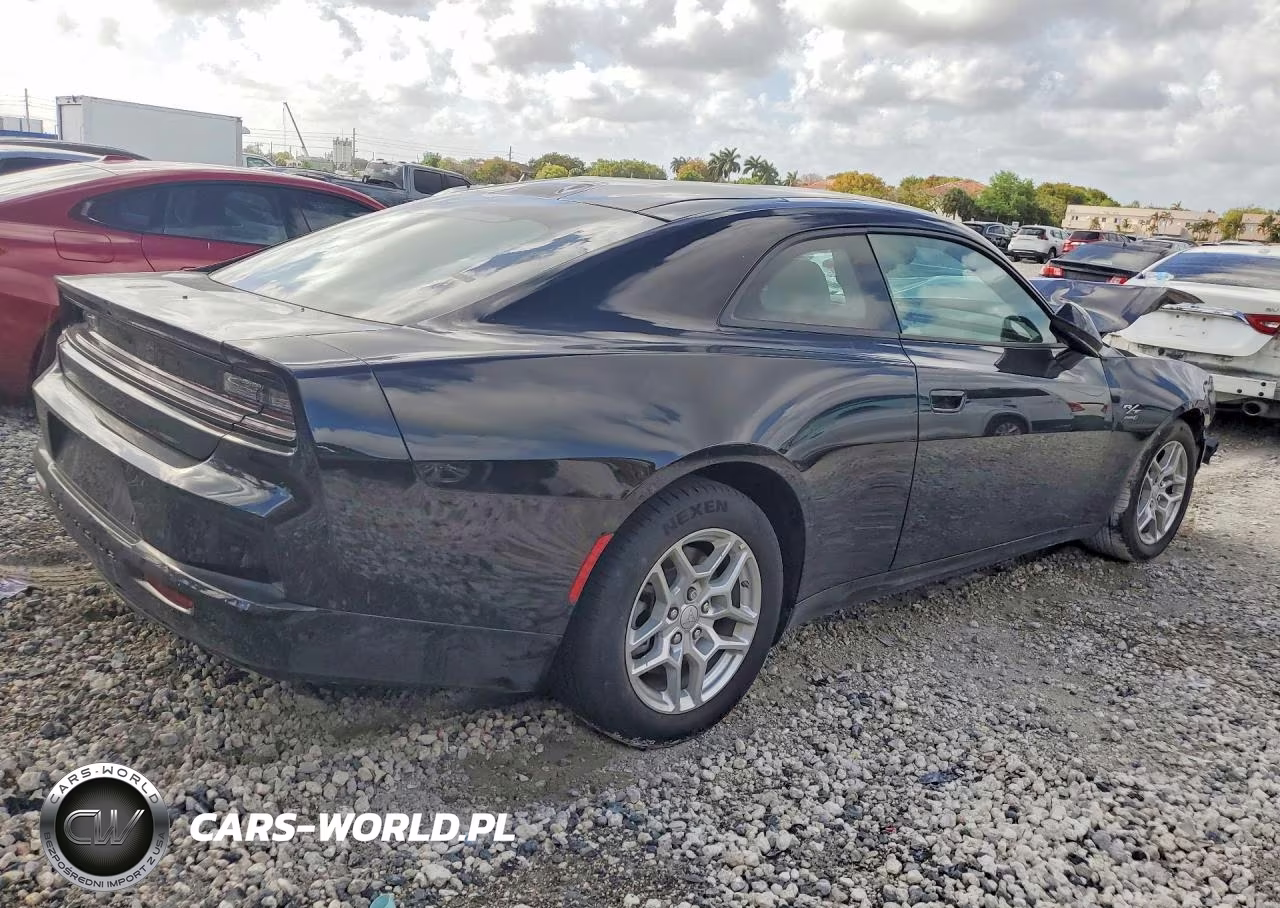 2025 Dodge Charger Daytona R VIN:2C3CDBCKXSR538650 - 3