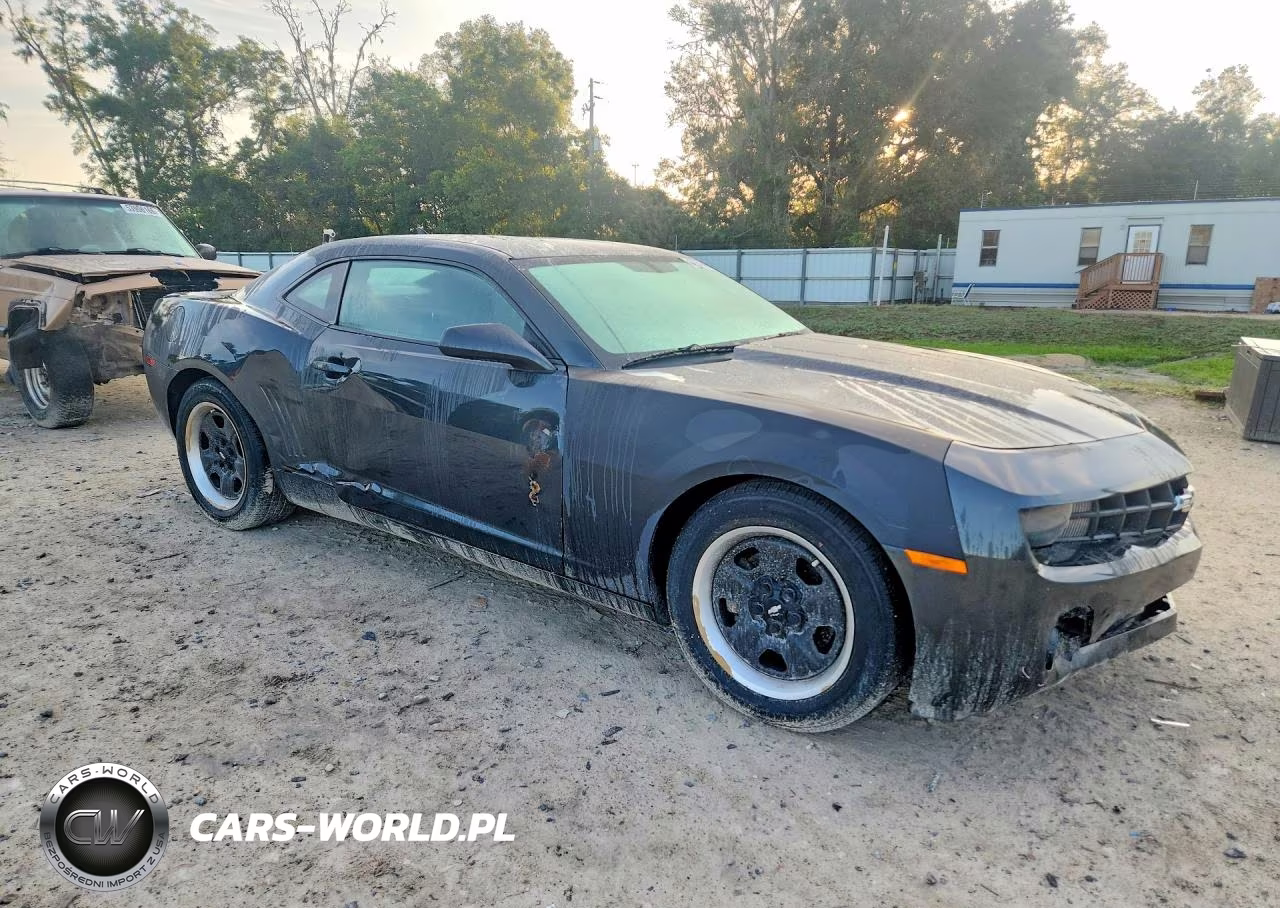 2013 Chevrolet Camaro Ls VIN:2G1FA1E38D9184818 - 4