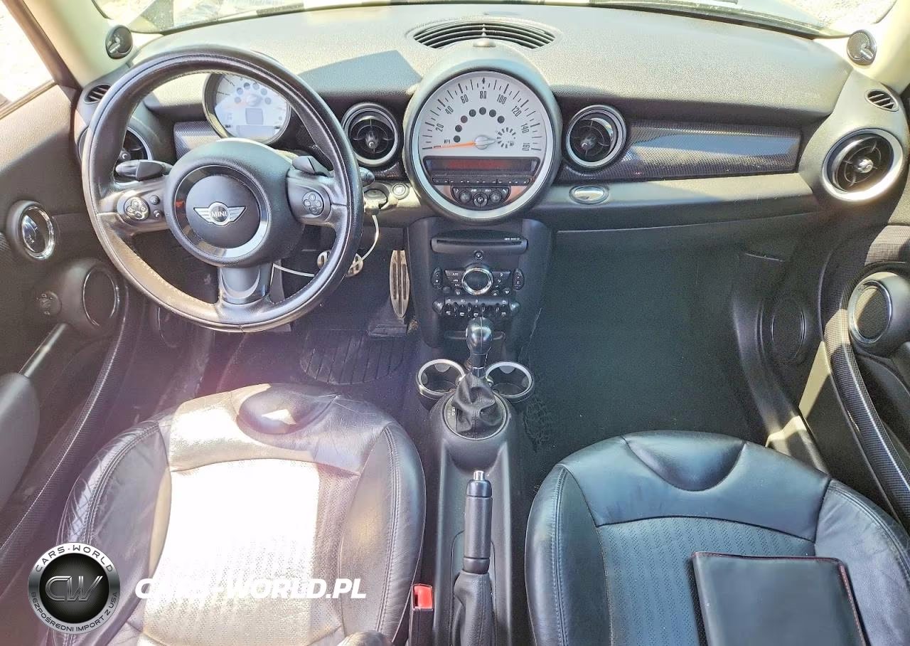 2011 Mini Cooper S Clubman VIN:WMWZG3C56BTY35482 - 8