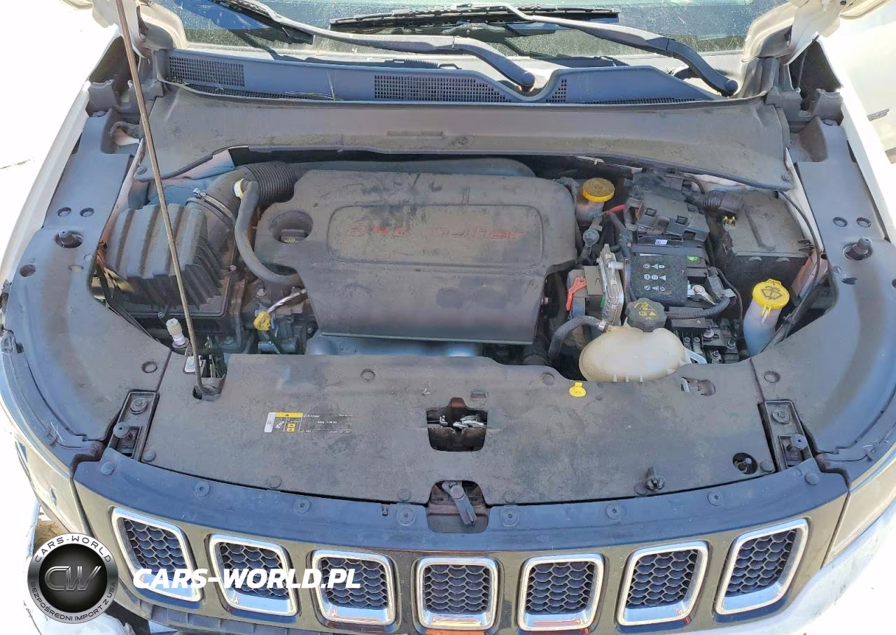 2018 Jeep Compass Latitude VIN:3C4NJCBB1JT495302 - 12