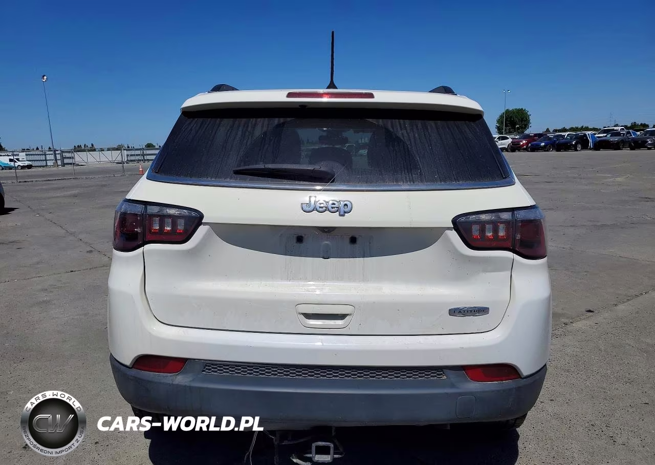 2018 Jeep Compass Latitude VIN:3C4NJCBB1JT495302 - 6