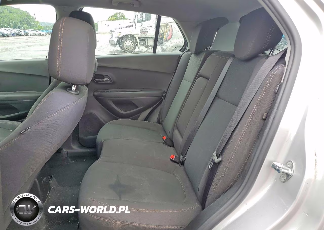 2018 Chevrolet Trax Ls VIN:3GNCJKSB4JL206681 - 11