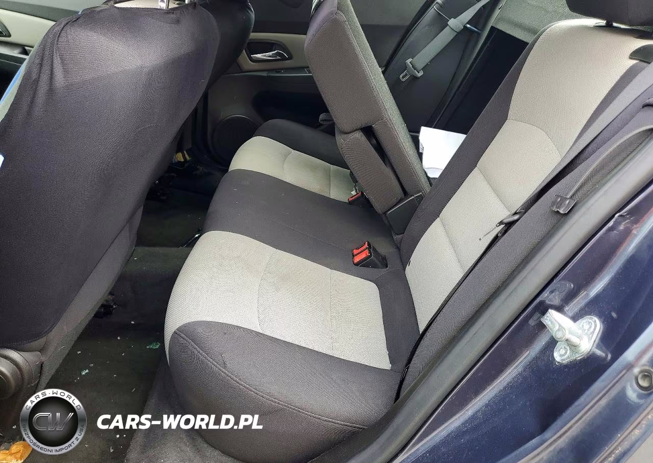 2013 Chevrolet Cruze 4D VIN:1G1PA5SG5D7260340 - 10