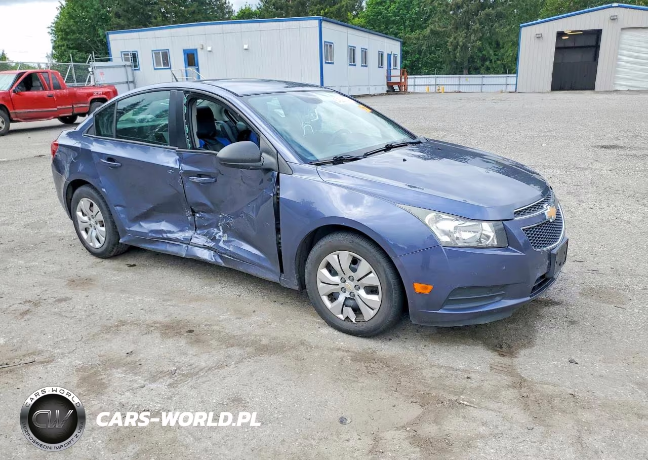 2013 Chevrolet Cruze 4D VIN:1G1PA5SG5D7260340 - 4