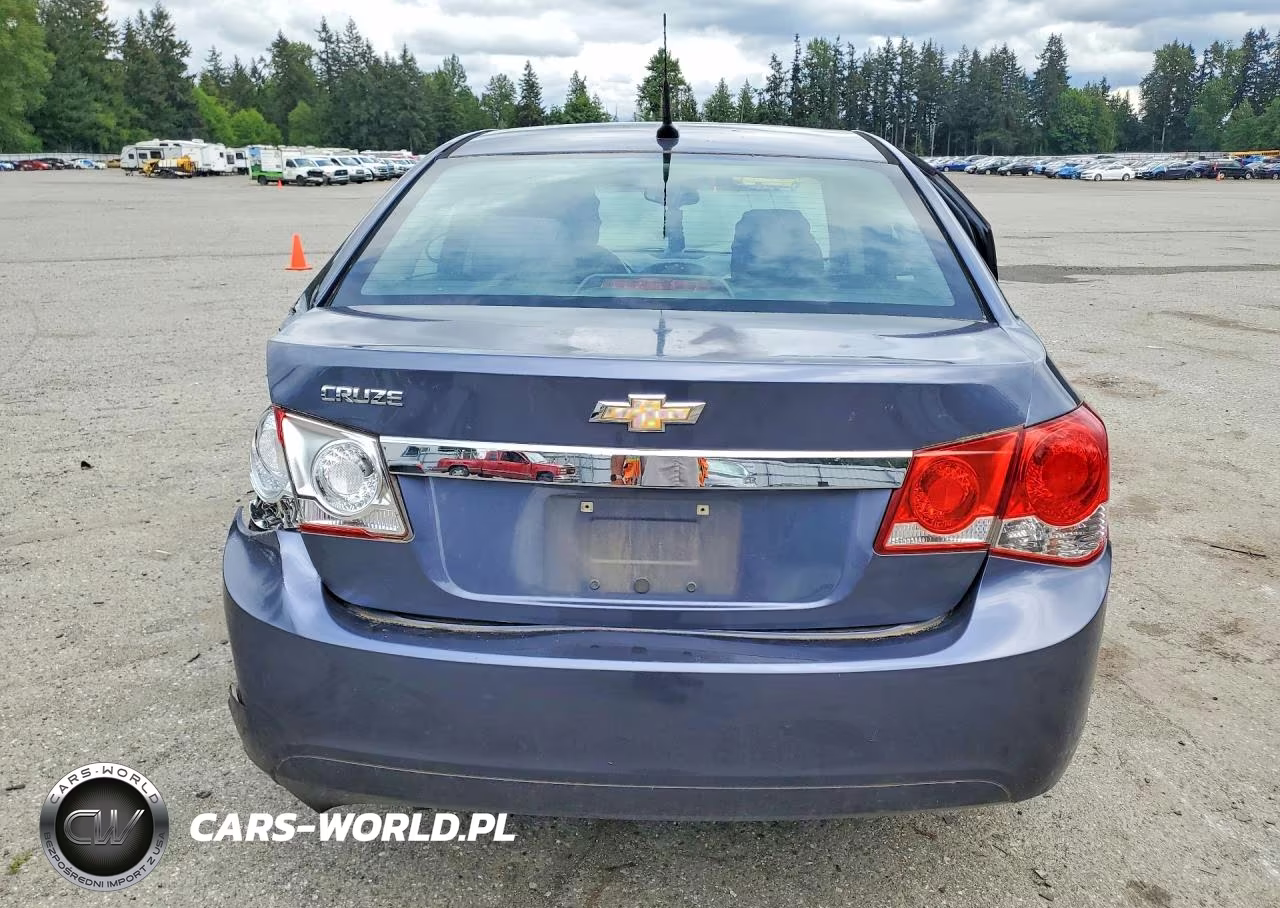2013 Chevrolet Cruze 4D VIN:1G1PA5SG5D7260340 - 6