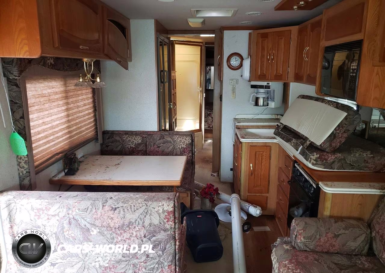 2000 Coachmen Santara Rv VIN:1FCNF53SXY0A06947 - 6