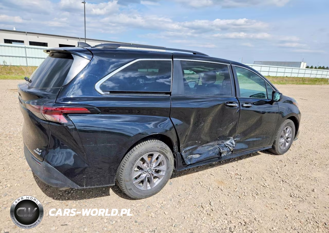 2023 Toyota Sienna Xle VIN:5TDYRKEC6PS173150 - 3