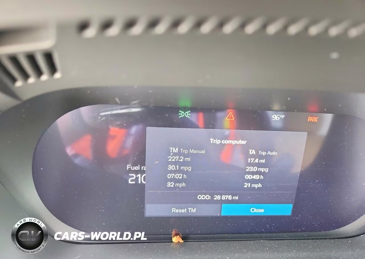 2025 Volvo Xc60 Ultra VIN:YV4M12RM3S1098340 - 9