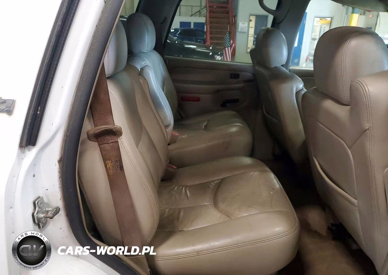 2005 Chevrolet Tahoe K1500 VIN:1GNEK13T25R204322 - 11
