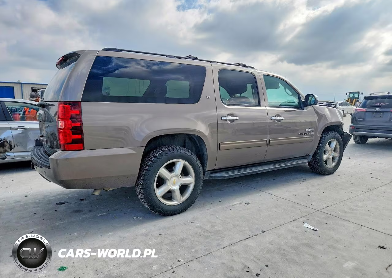 2014 Chevrolet Suburban C1500 Lt VIN:1GNSCJE07ER230238 - 3