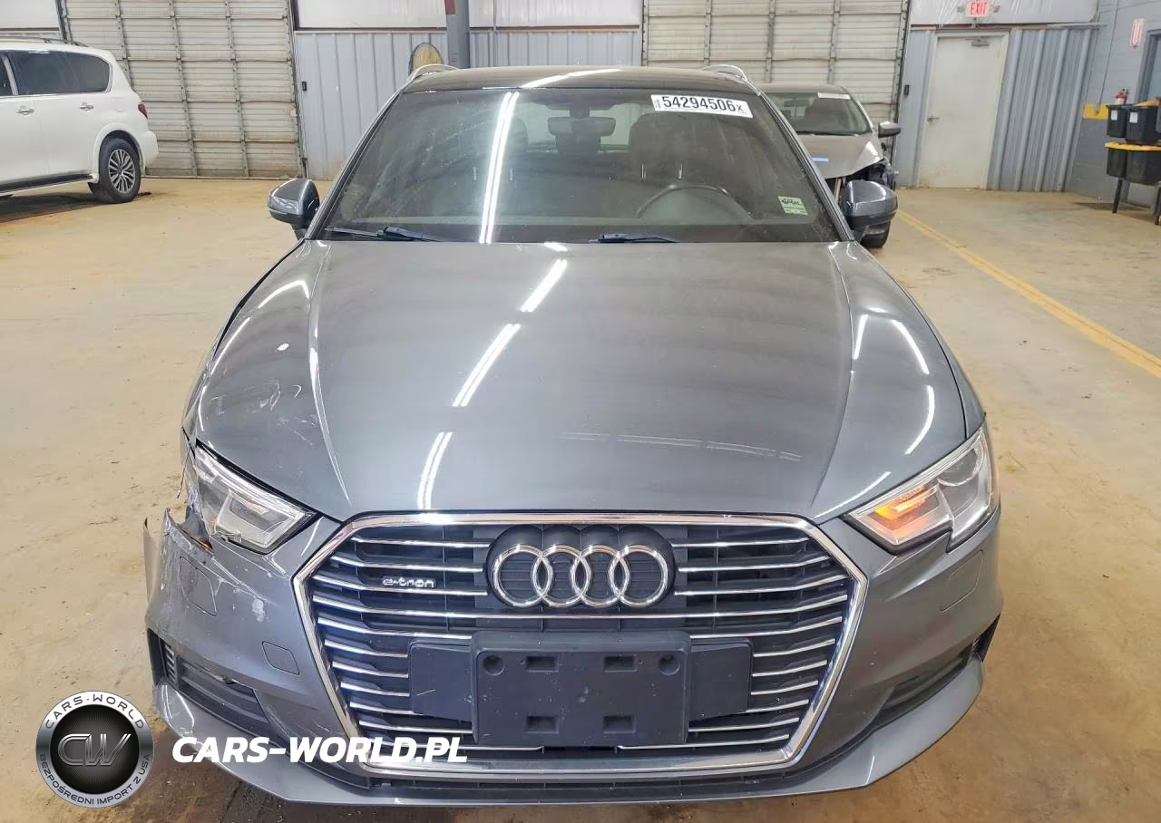 2018 Audi A3 E-Tron Premium VIN:WAUUPBFF9JA092285 - 5