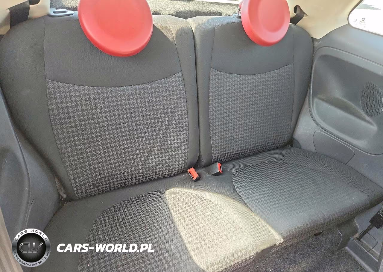 2019 Fiat 500 Pop VIN:3C3CFFKH8KT686395 - 10