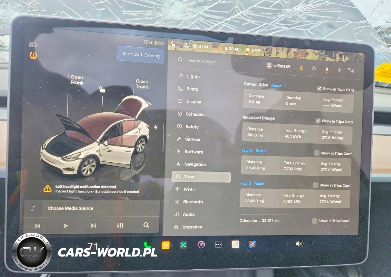 2023 Tesla Y VIN:7SAYGDEE6PF944491 - 9
