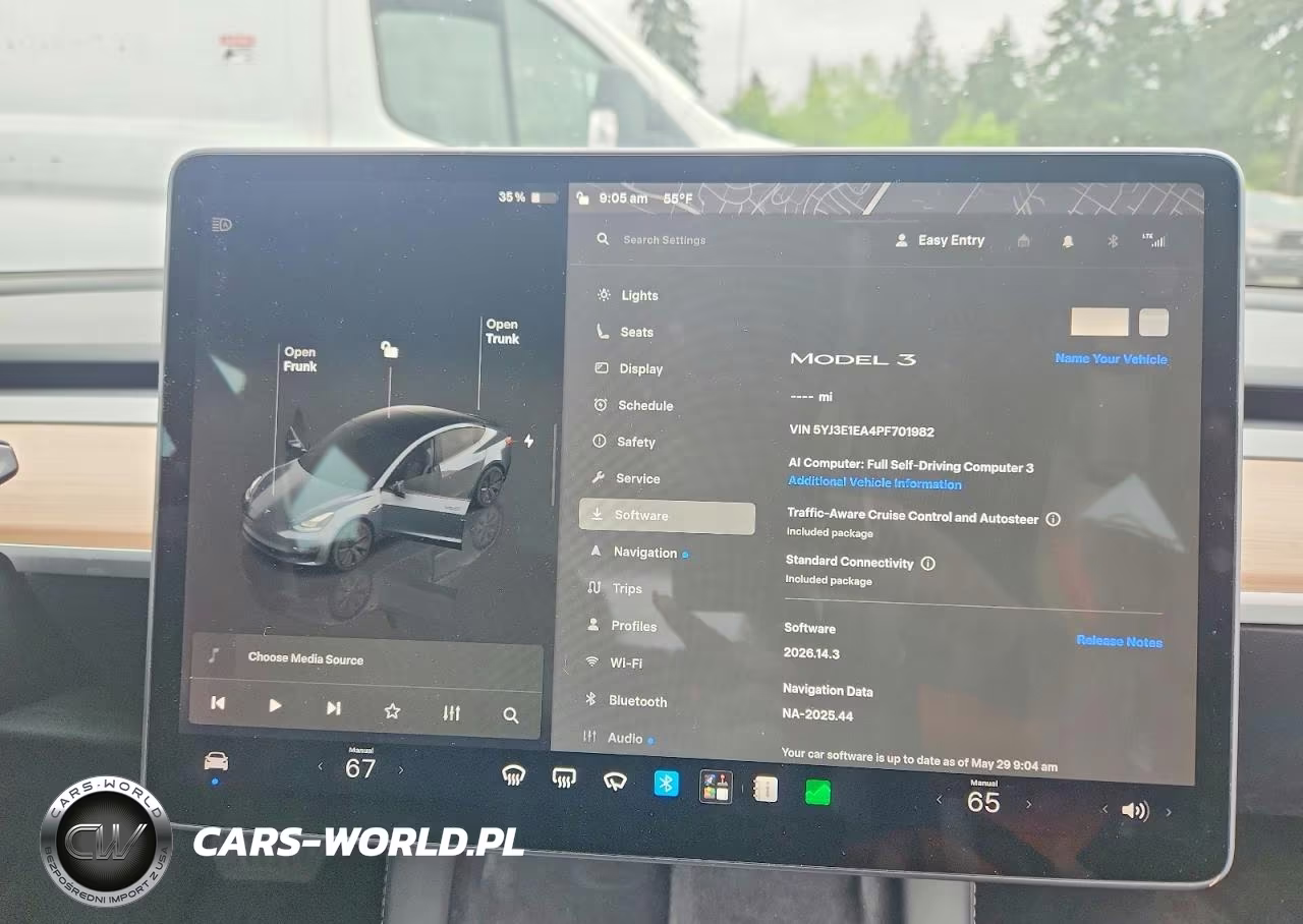 2023 Tesla Model 3 VIN:5YJ3E1EA4PF701982 - 9