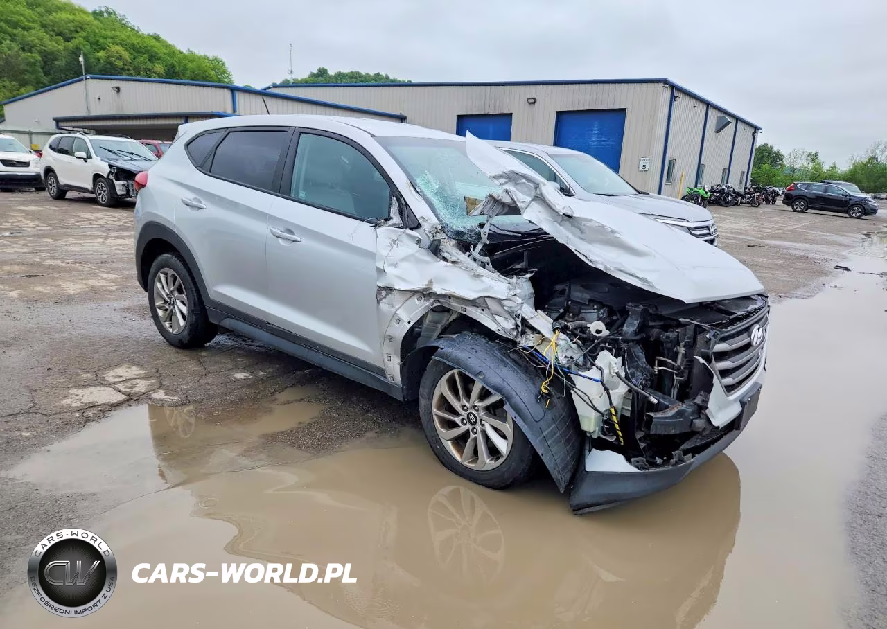 2017 Hyundai Tucson Se VIN:KM8J23A43HU285939 - 4