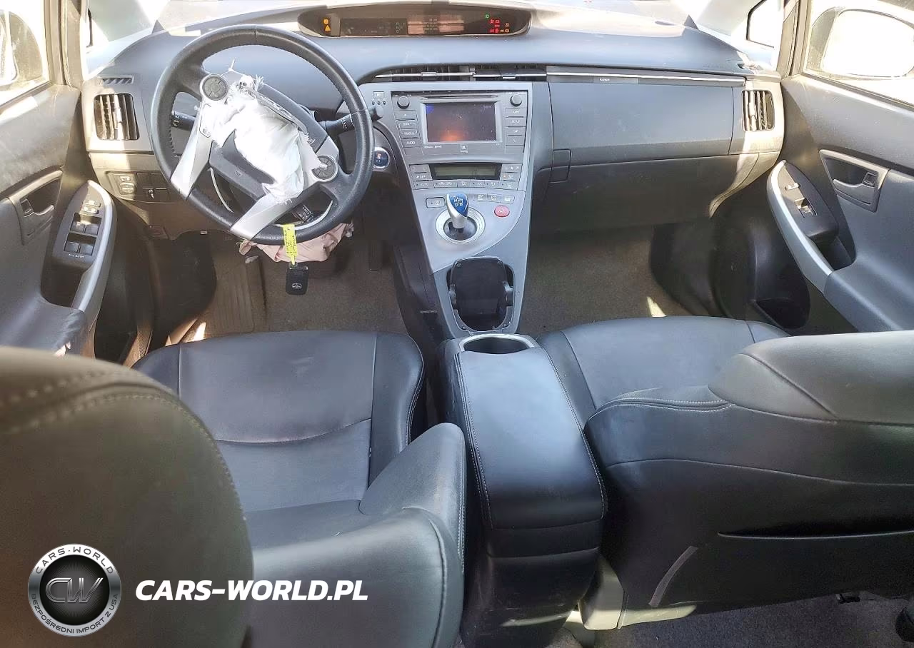 2013 Toyota Prius Four VIN:JTDKN3DU7D5644239 - 8