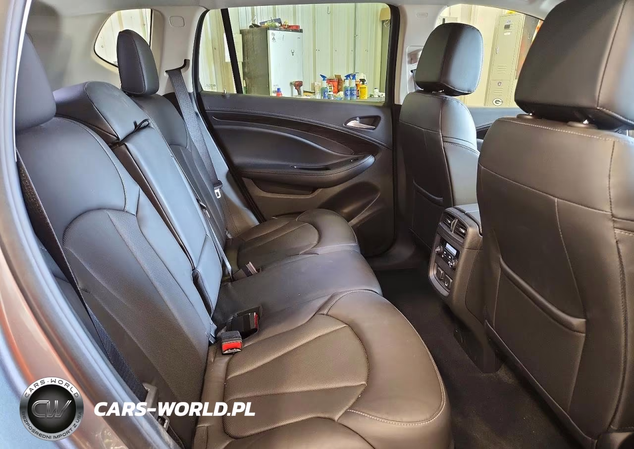2020 Buick Envision Essence VIN:LRBFXCSA7LD127272 - 11