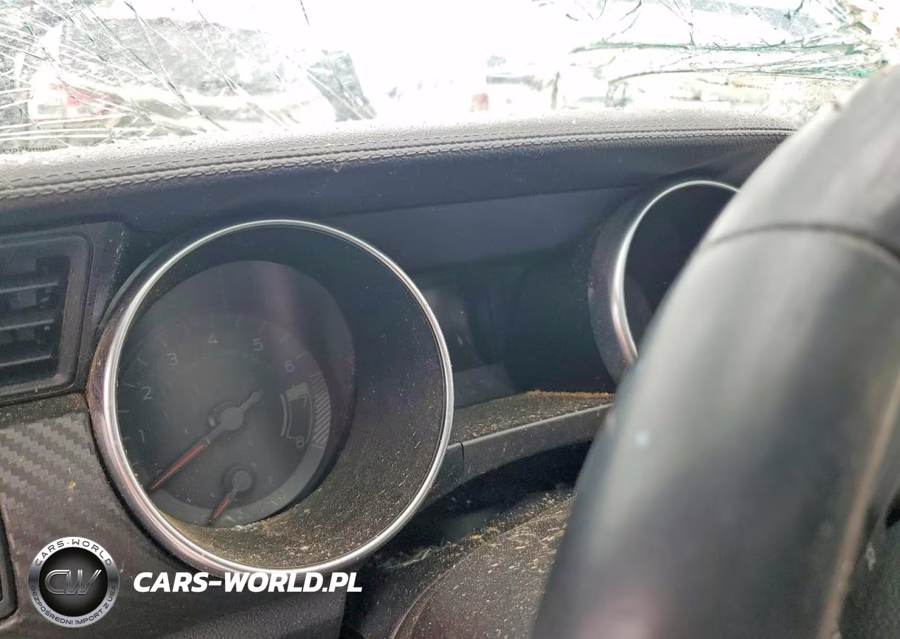 2018 Ford Mustang VIN:1FA6P8TH0J5127248 - 9