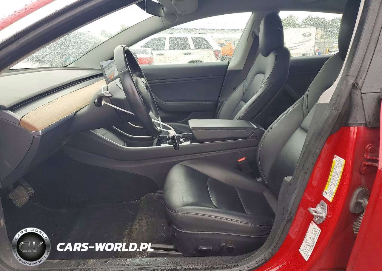 2018 Tesla Model 3 VIN:5YJ3E1EB6JF111475 - 7