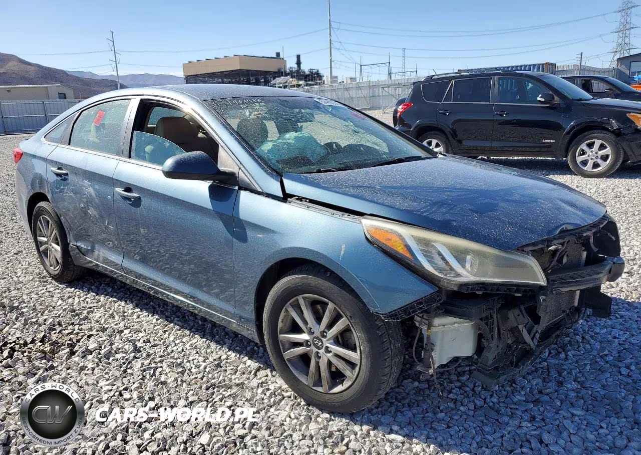 2015 Hyundai Sonata Se VIN:5NPE24AF8FH185873 - 4