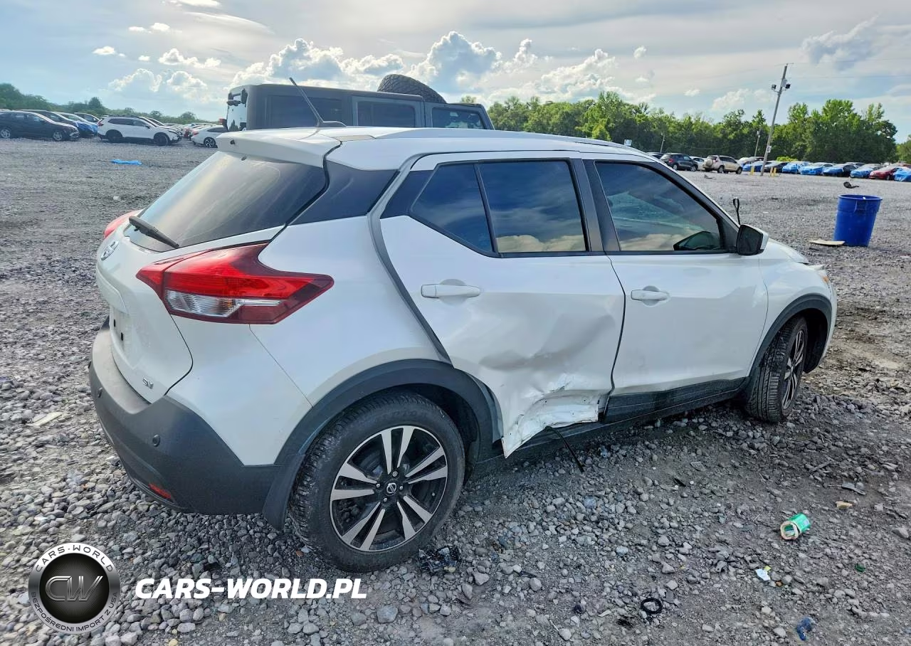 2020 Nissan Kicks Sv VIN:3N1CP5CV0LL575139 - 3