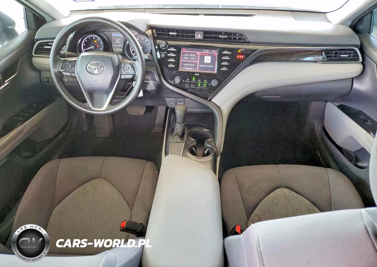 2020 Toyota Camry Le VIN:4T1C11AKXLU998666 - 8