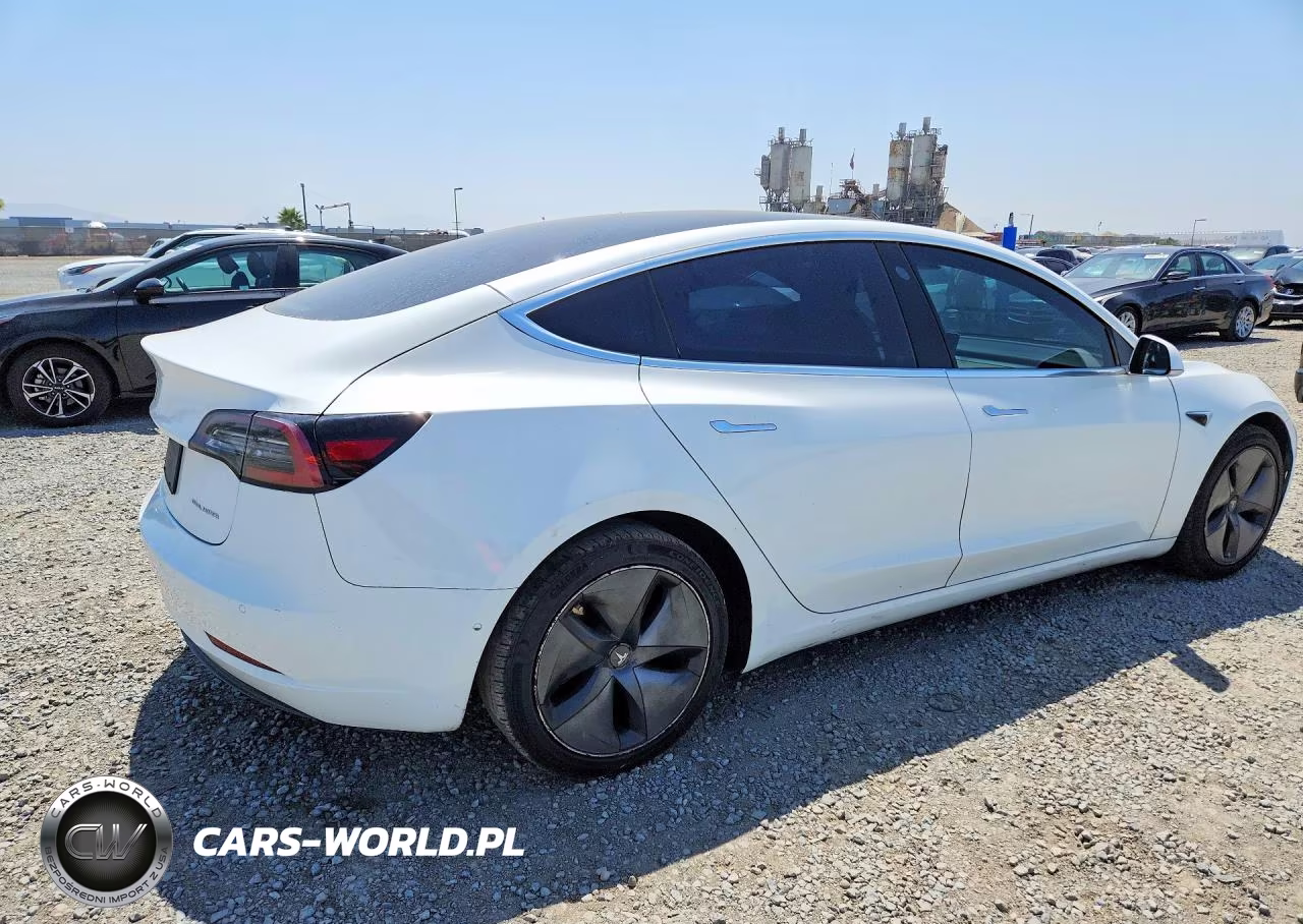 2020 Tesla Model 3 VIN:5YJ3E1EB5LF636532 - 3