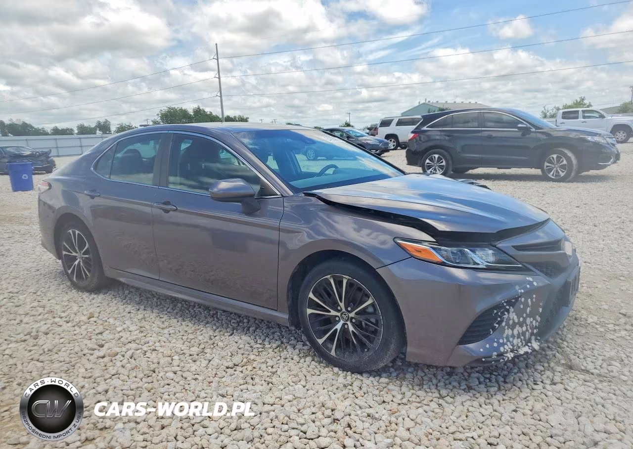 2018 Toyota Camry Se VIN:4T1B11HK2JU650438 - 4