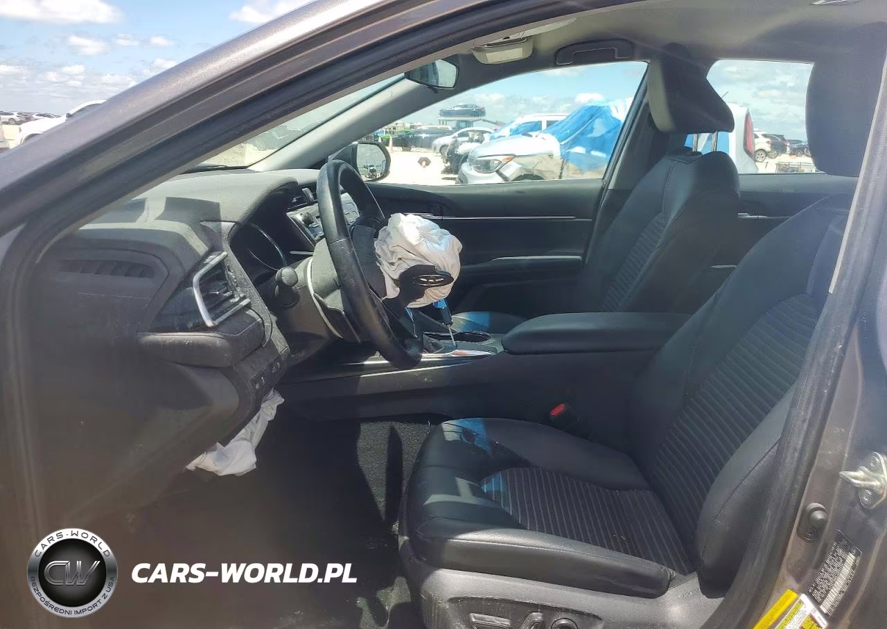 2018 Toyota Camry Se VIN:4T1B11HK2JU650438 - 7