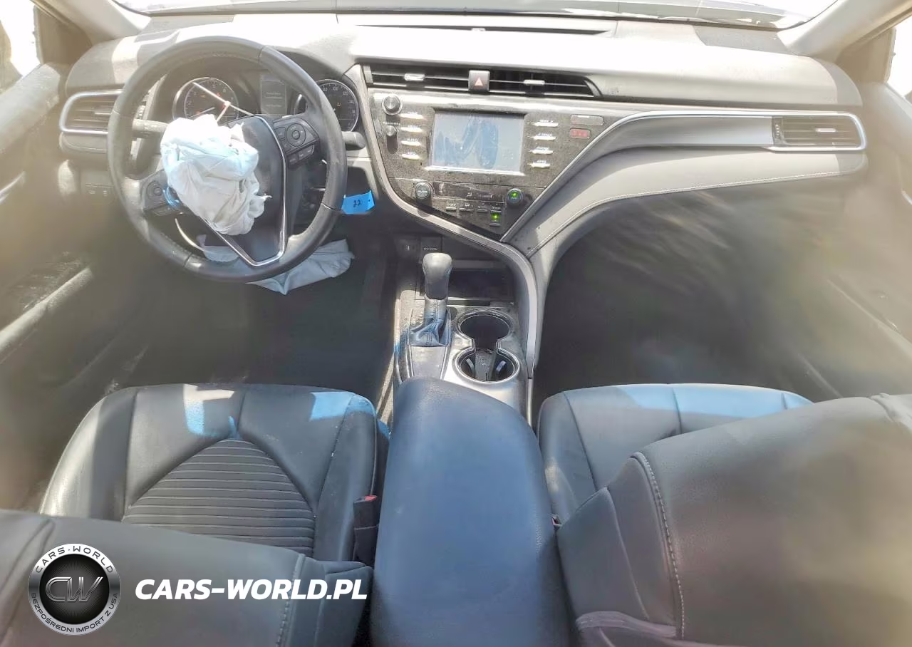 2018 Toyota Camry Se VIN:4T1B11HK2JU650438 - 8