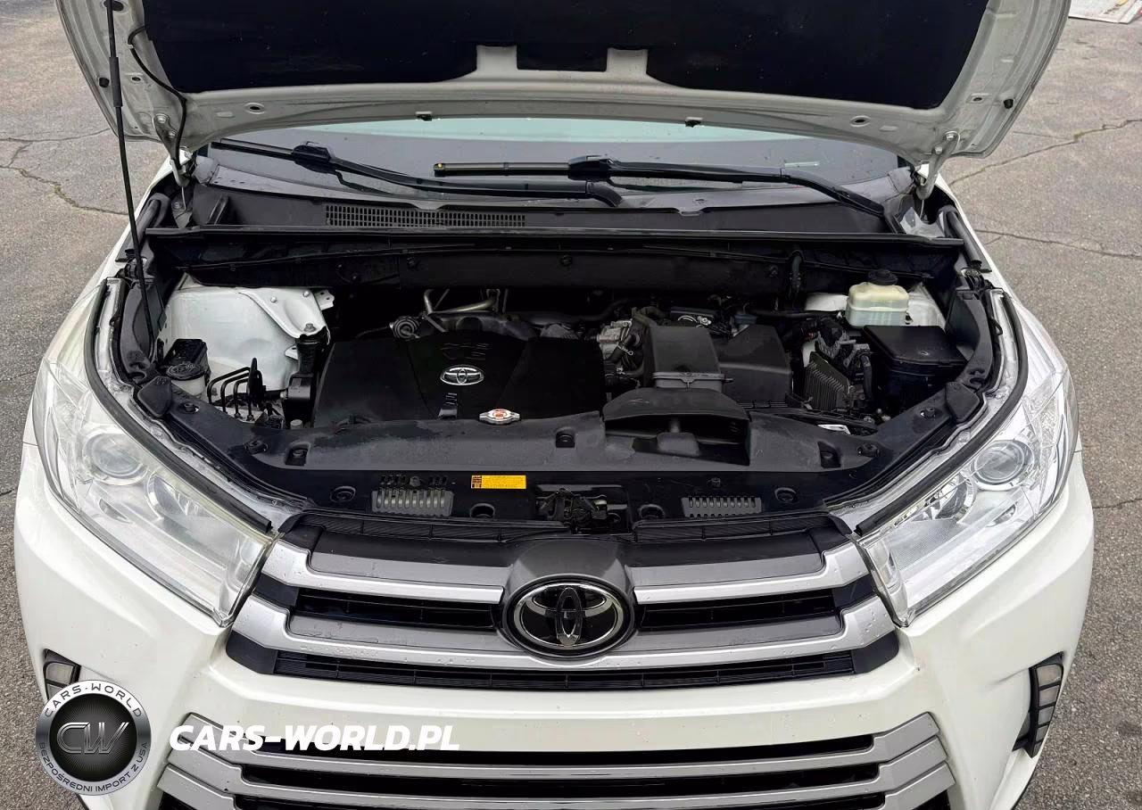 2018 Toyota Highlander Xle VIN:5TDJZRFH8JS549908 - 6