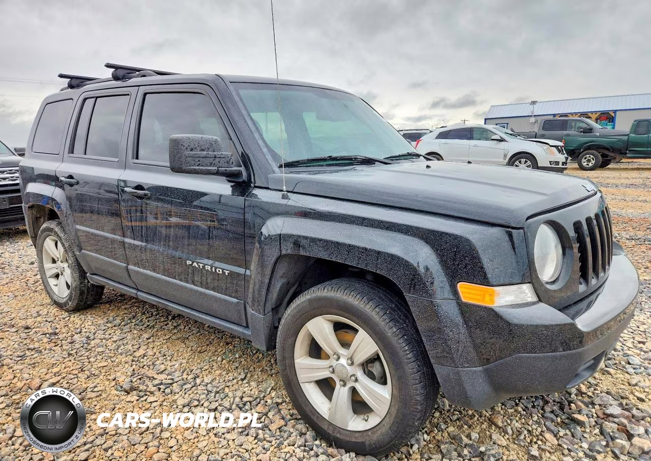 2012 Jeep Patriot Sport VIN:1C4NJRBB5CD638327 - 4