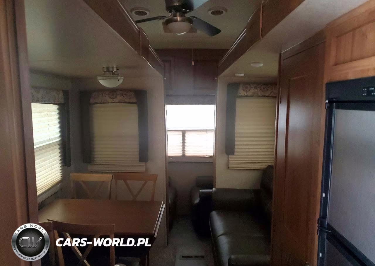 2018 Forest River Flagstaff Camper VIN:4X4FFLD22J1880436 - 6
