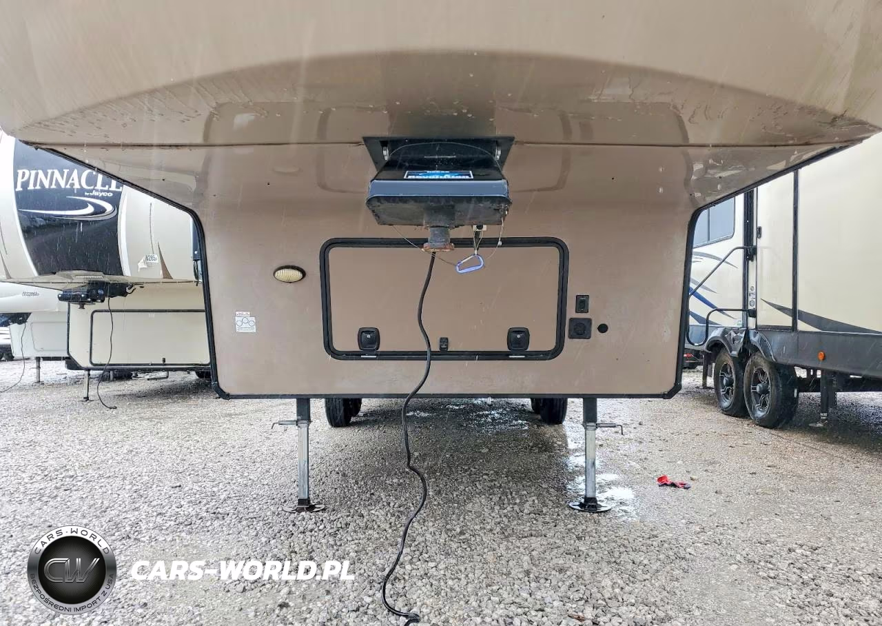 2018 Forest River Flagstaff Camper VIN:4X4FFLD22J1880436 - 7