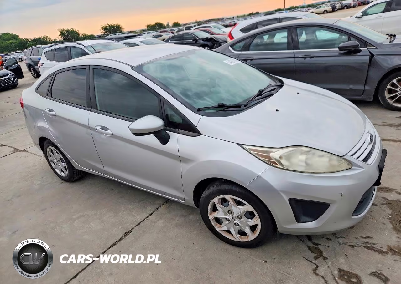 2012 Ford Fiesta S VIN:3FADP4AJ1CM126175 - 4