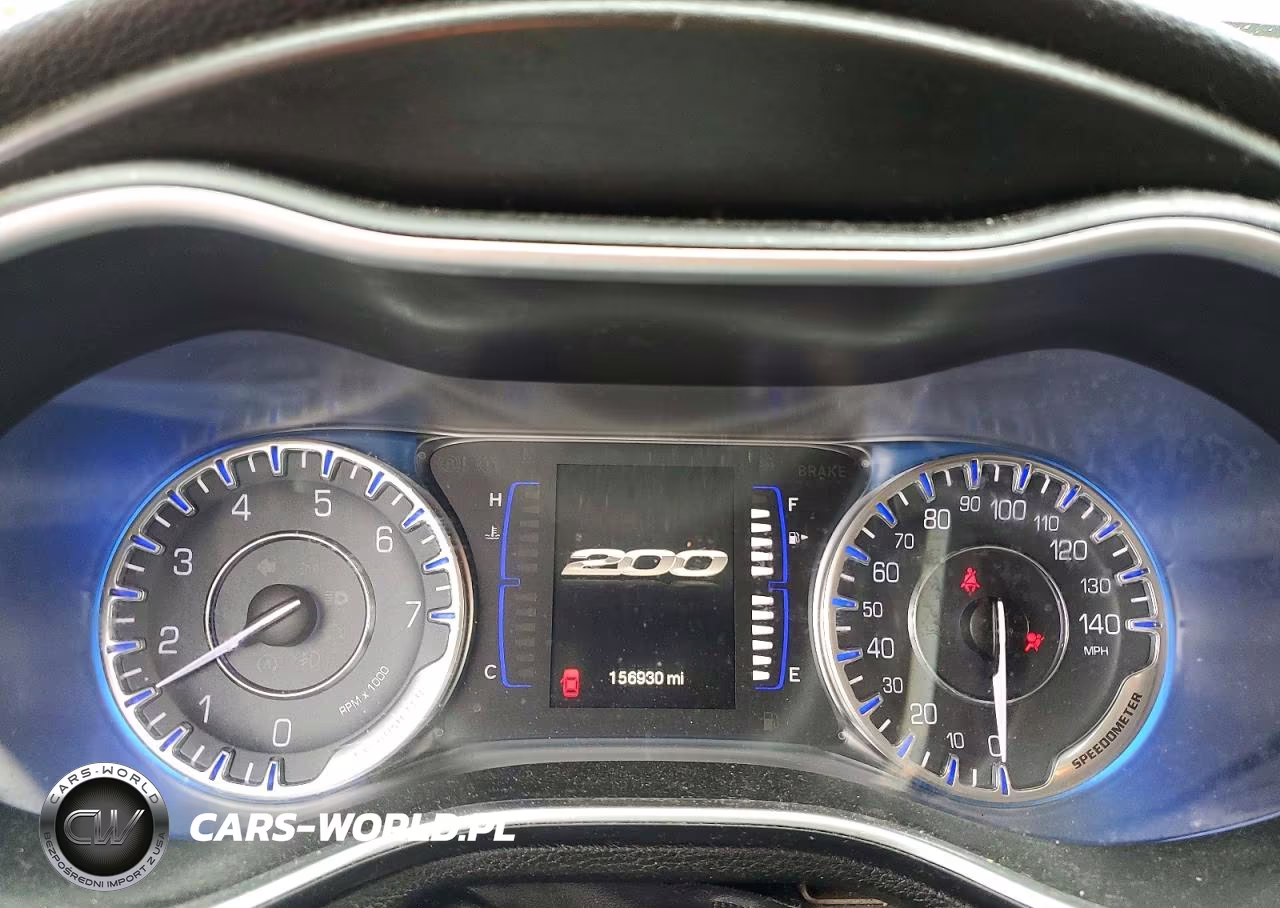 2015 Chrysler 200 Limited VIN:1C3CCCAB9FN560962 - 9