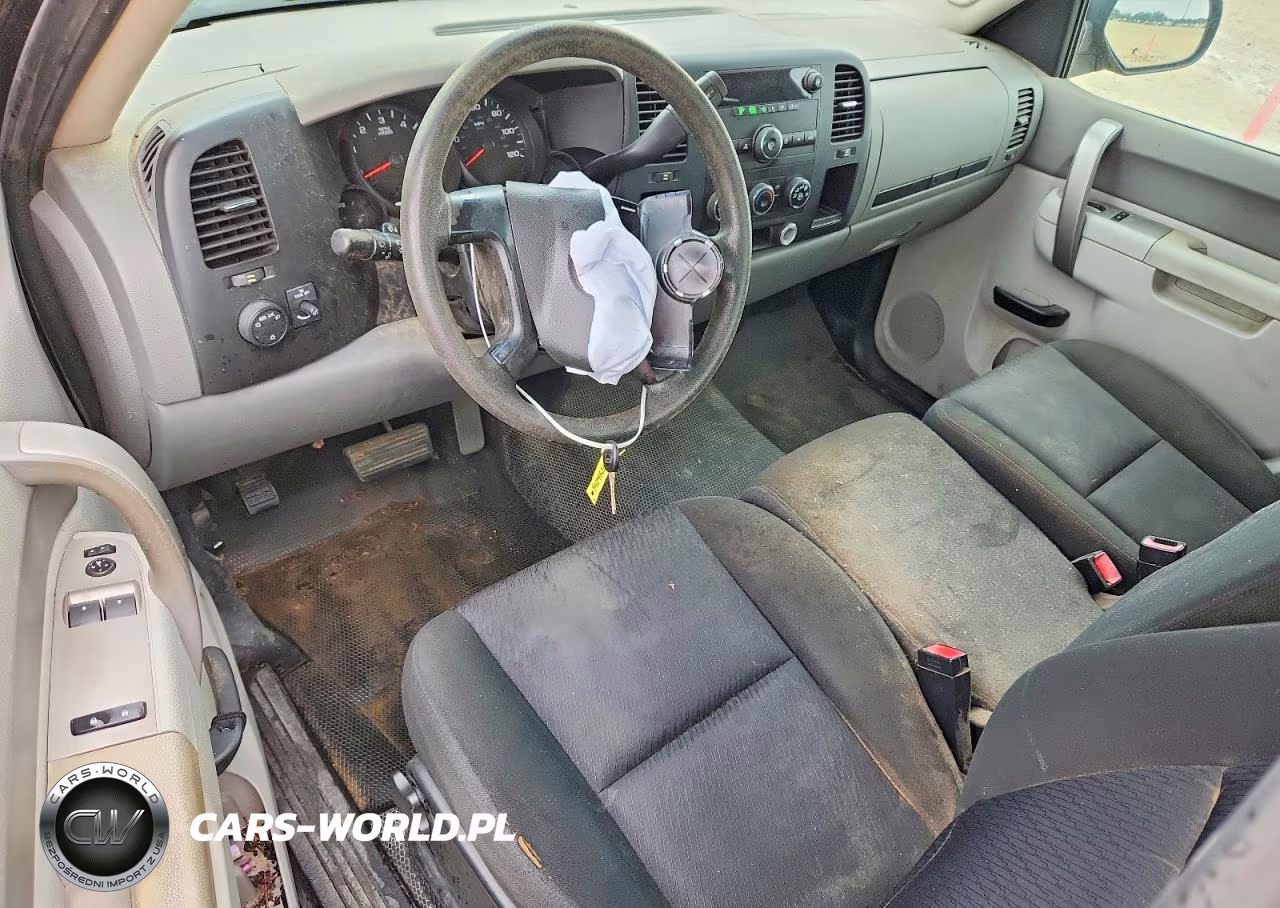 2010 Chevrolet Silverado C1500 VIN:1GCPCPEX6AZ222995 - 8