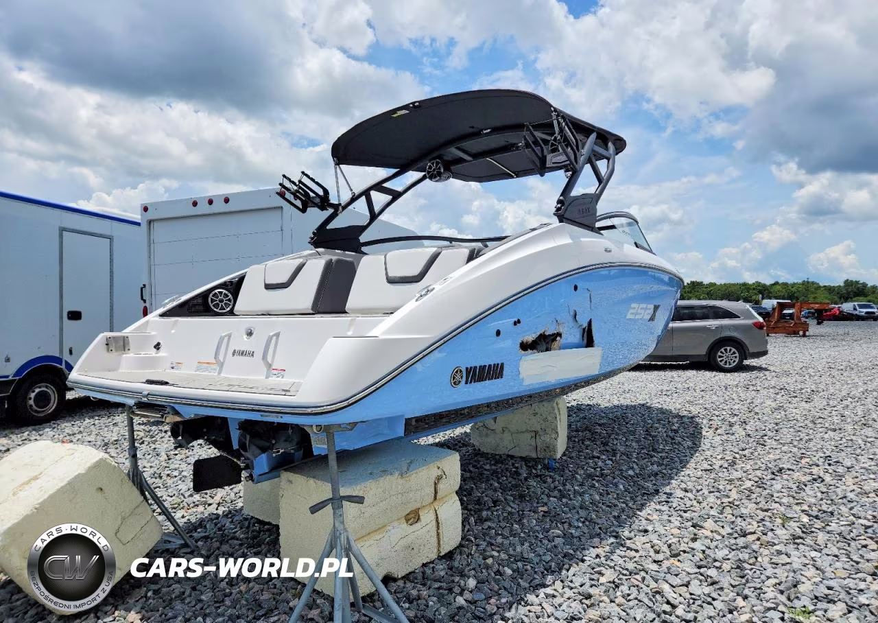 2024 Yamaha Boat 252Xe - Boat VIN:YAMC0522H324 - 4