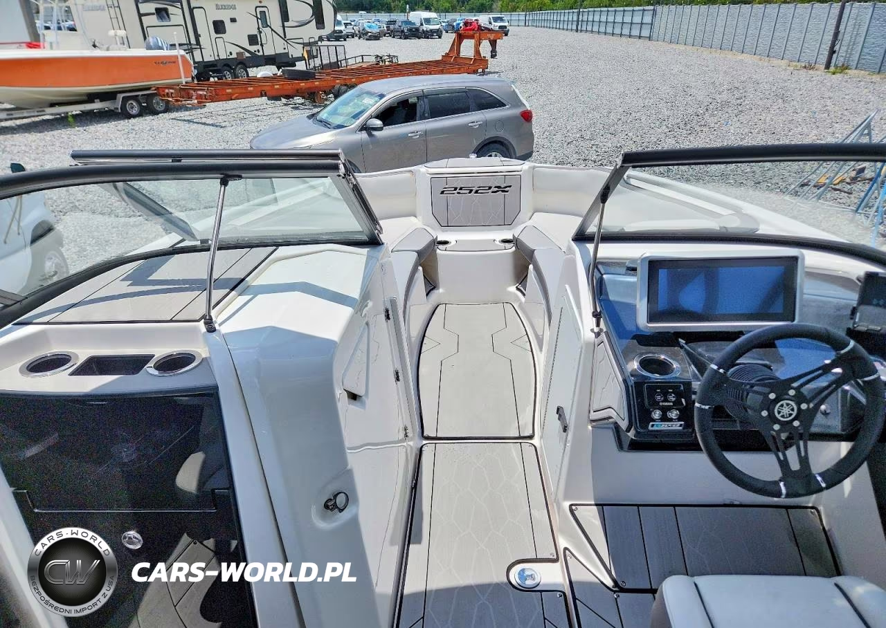 2024 Yamaha Boat 252Xe - Boat VIN:YAMC0522H324 - 5