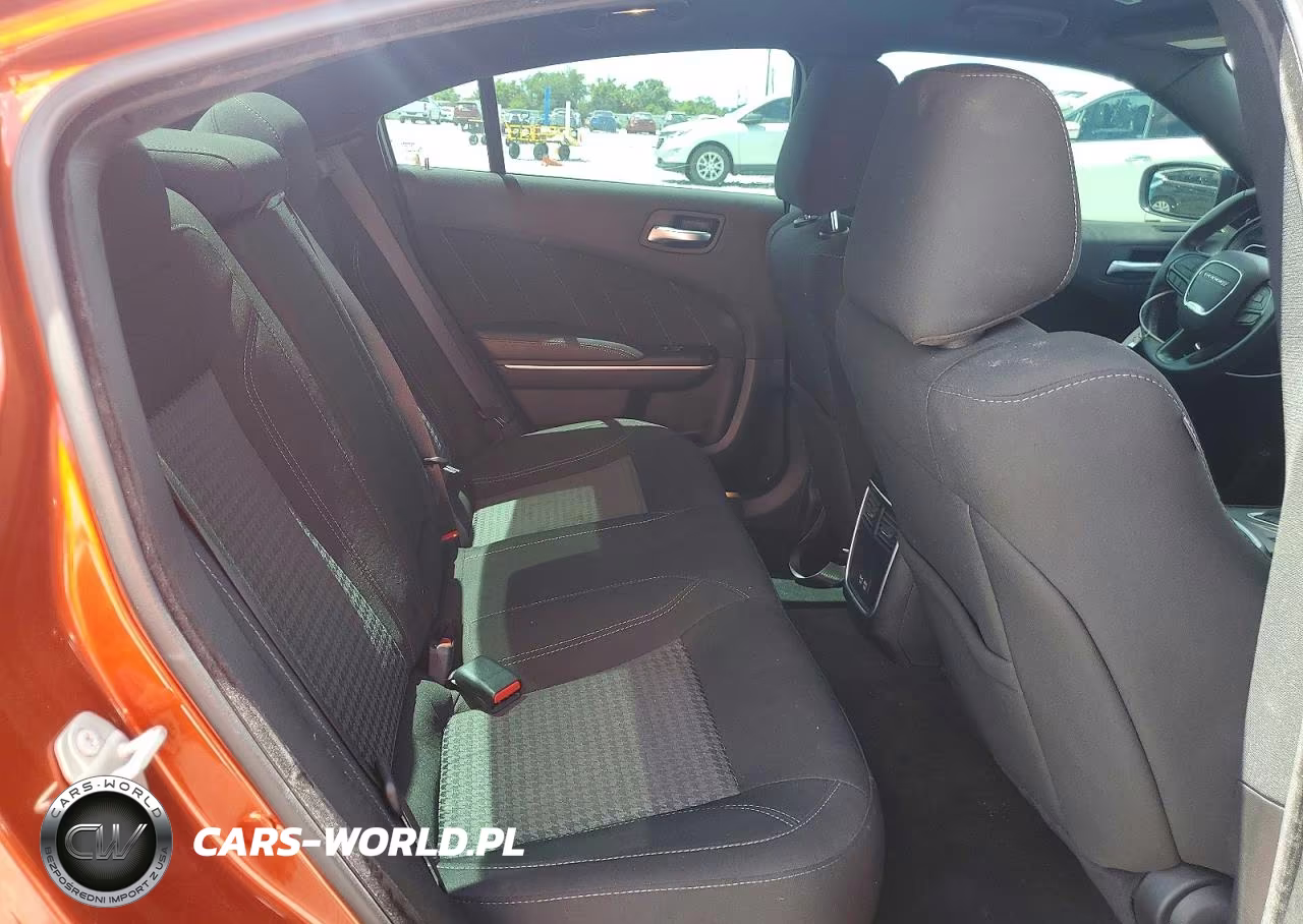 2023 Dodge Charger Sxt VIN:2C3CDXBGXPH636293 - 10